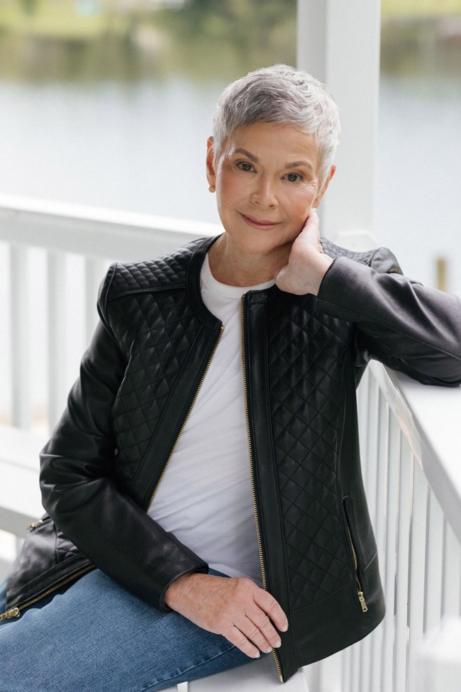 Julie Maloney - Author & Poet